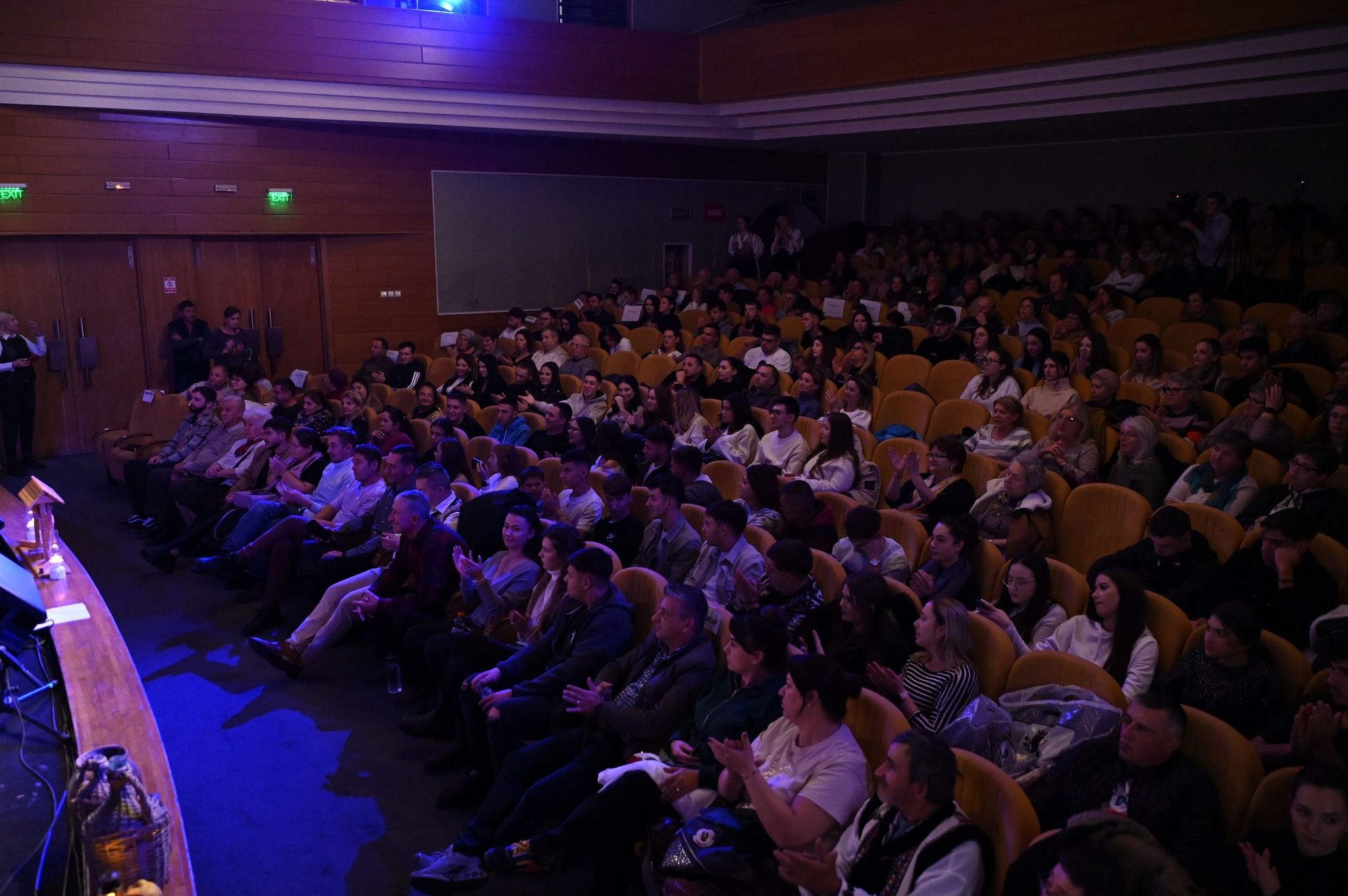 Emoție și Comunitate 3